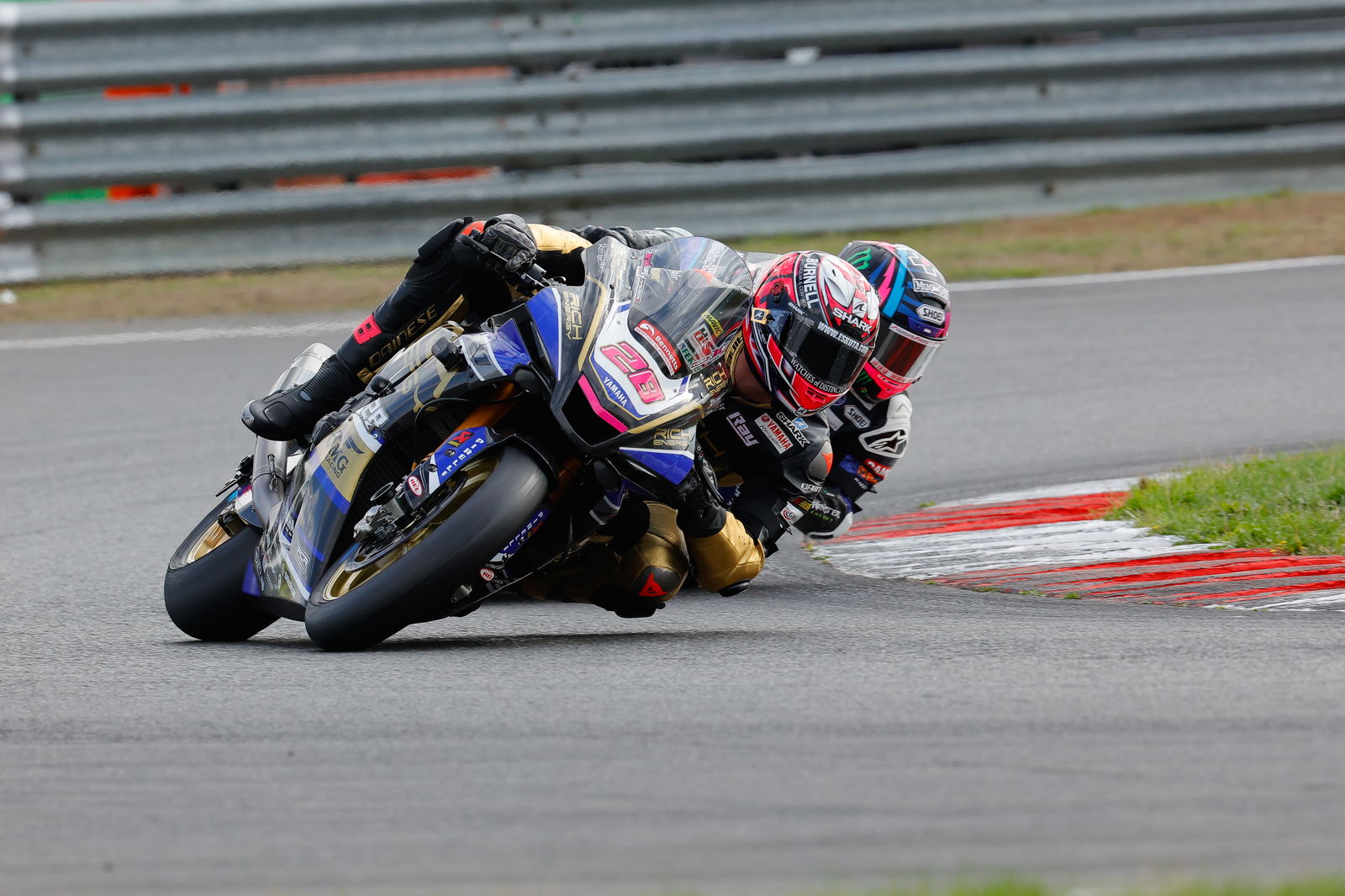 British Superbikes - Snetterton: Sprint race goes Ray’s way